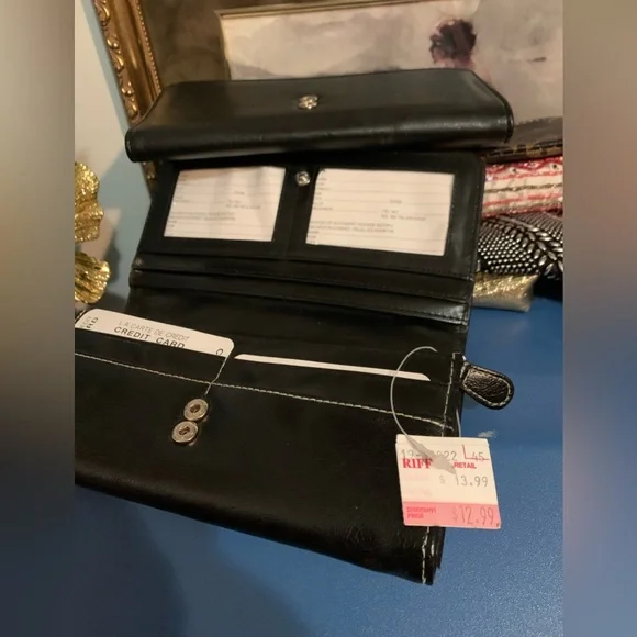 2 black wallets! - Picture 4 of 4